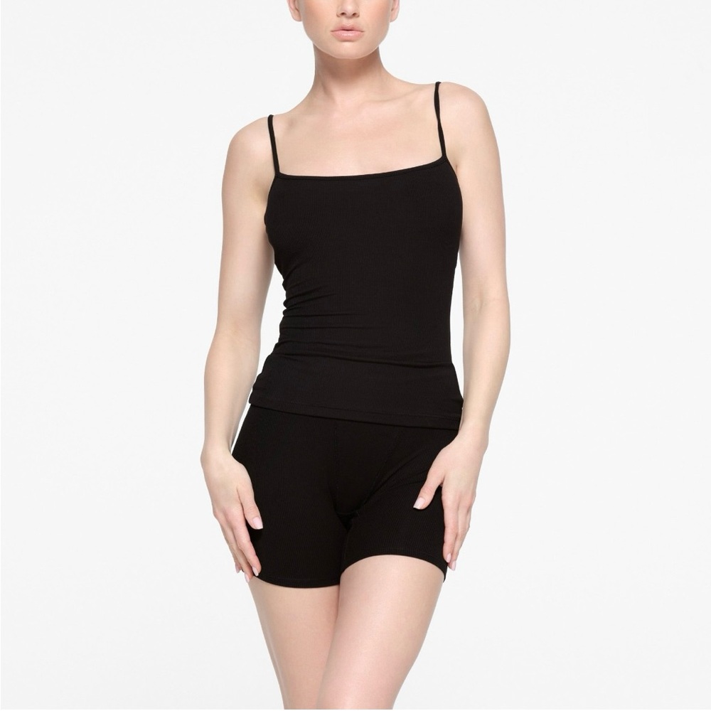 SKIMS - Soft Lounge Cami in Onyx - NWT